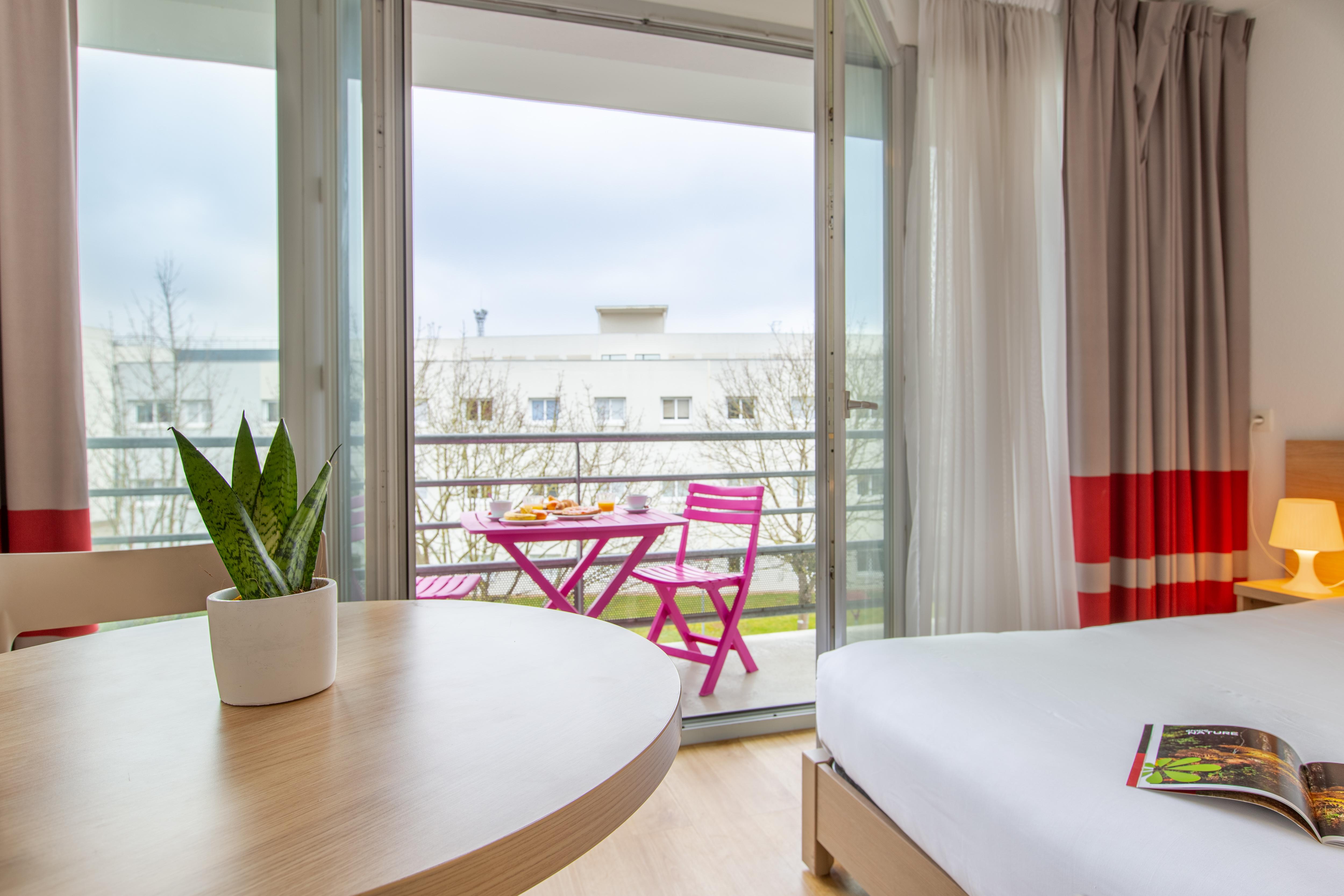 Zenitude Hotel-Residences Le Mans Novaxis Экстерьер фото